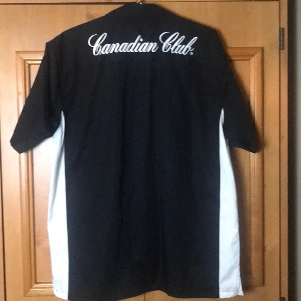 Canadian Club sz L Black button down shirt